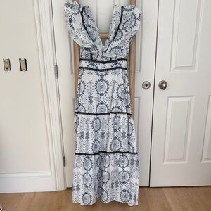 Elegant Black and White Patterned Dress